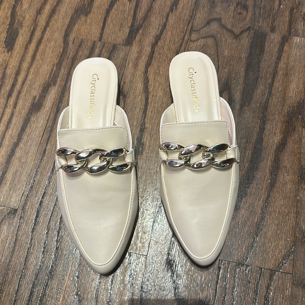 NWT Comfy Beige Mules with Silver Detail
